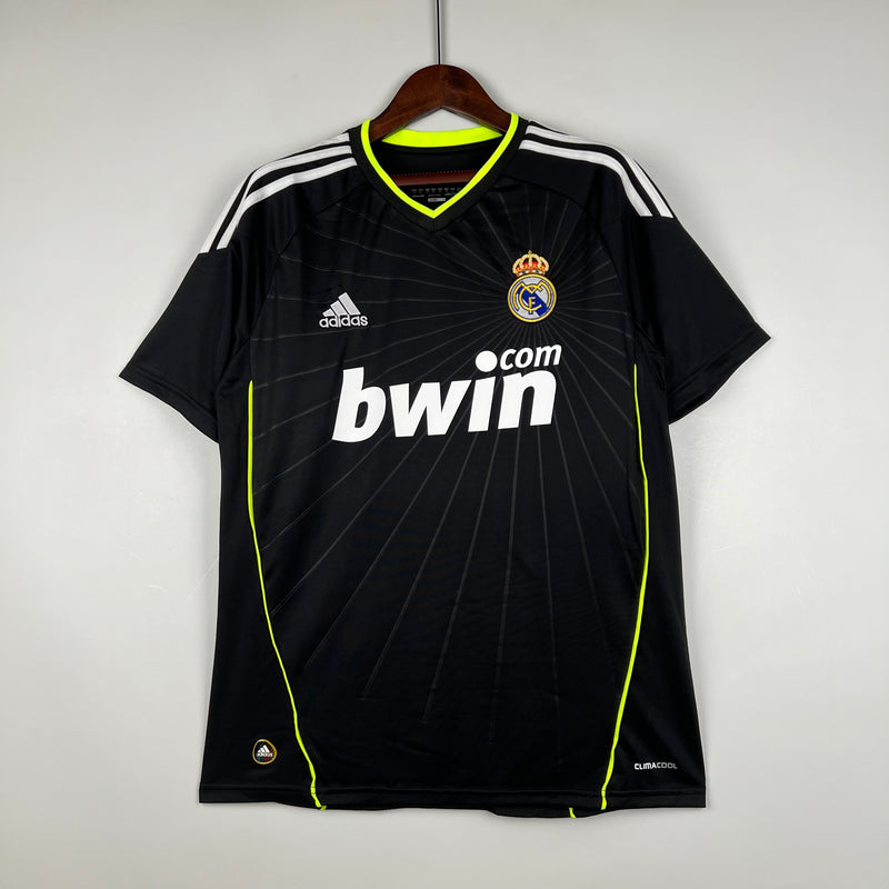 Camisa Retrô Real Madrid Away 2010/11